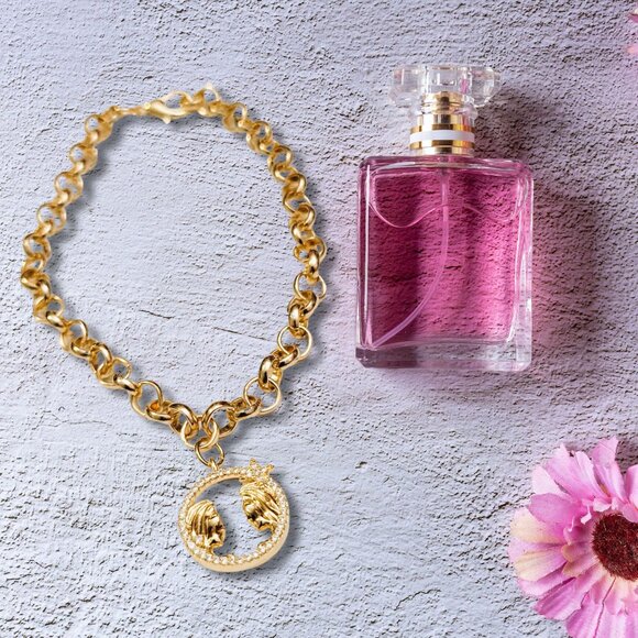 Gemini Zodiac Sign Charm Bracelet - Picture 6 of 6